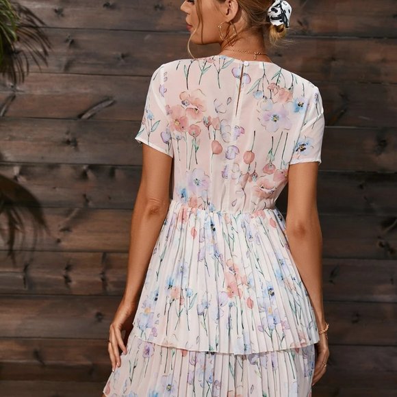 White Boho Womens Floral Print Plunging Neck Pleated Layer Hem Dress - Picture 5 of 5